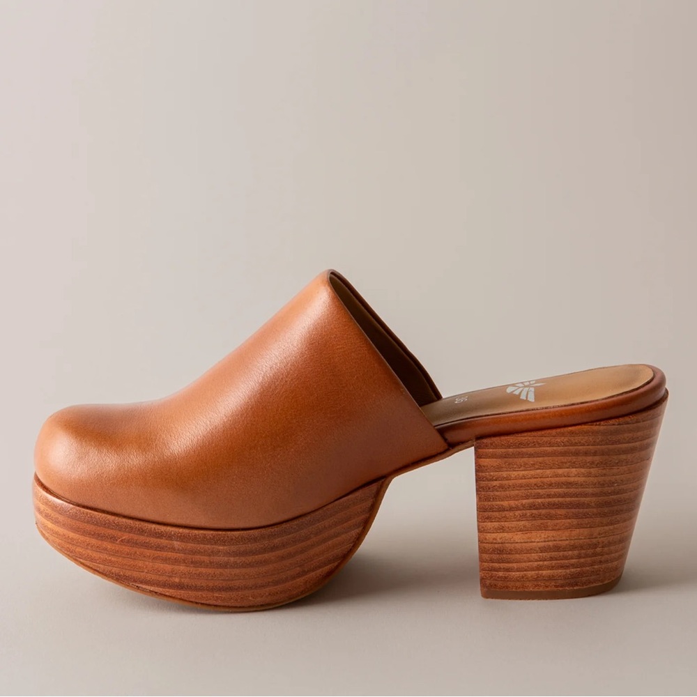 Fortress of Inca Ava Whiskey Leather Mule Platform Sandal